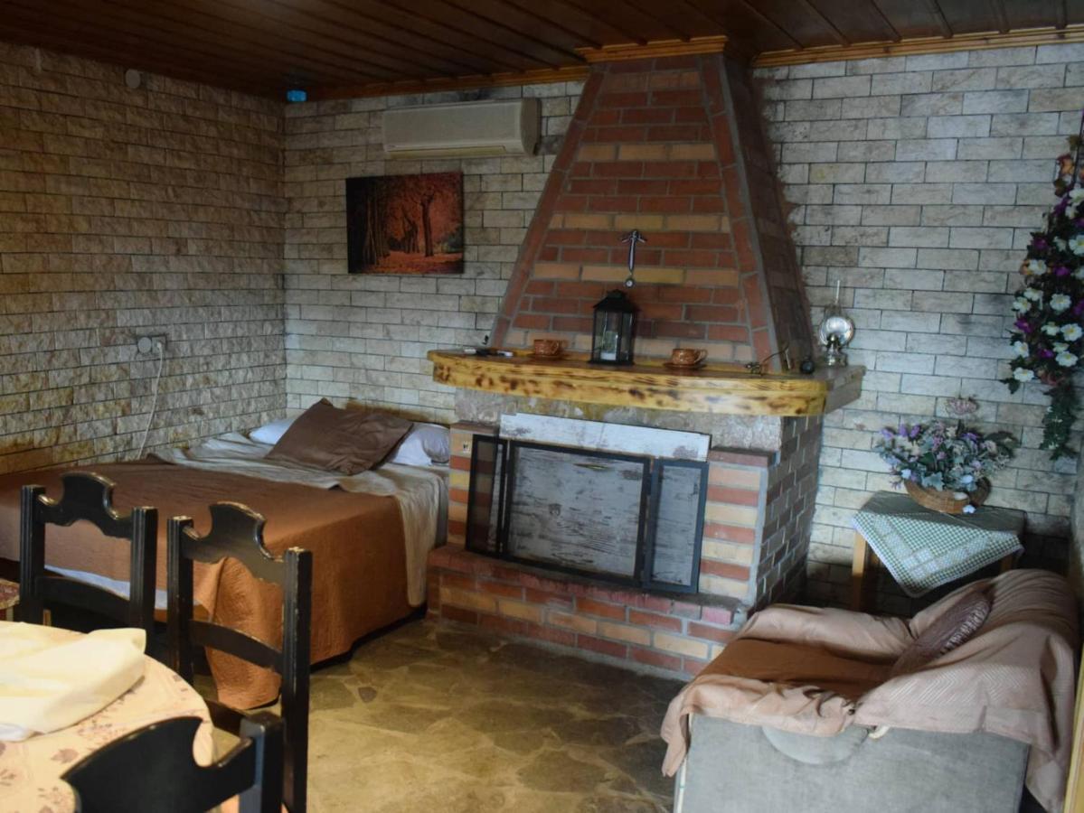 Mountain House Kastro Villa Kastron  Exterior photo