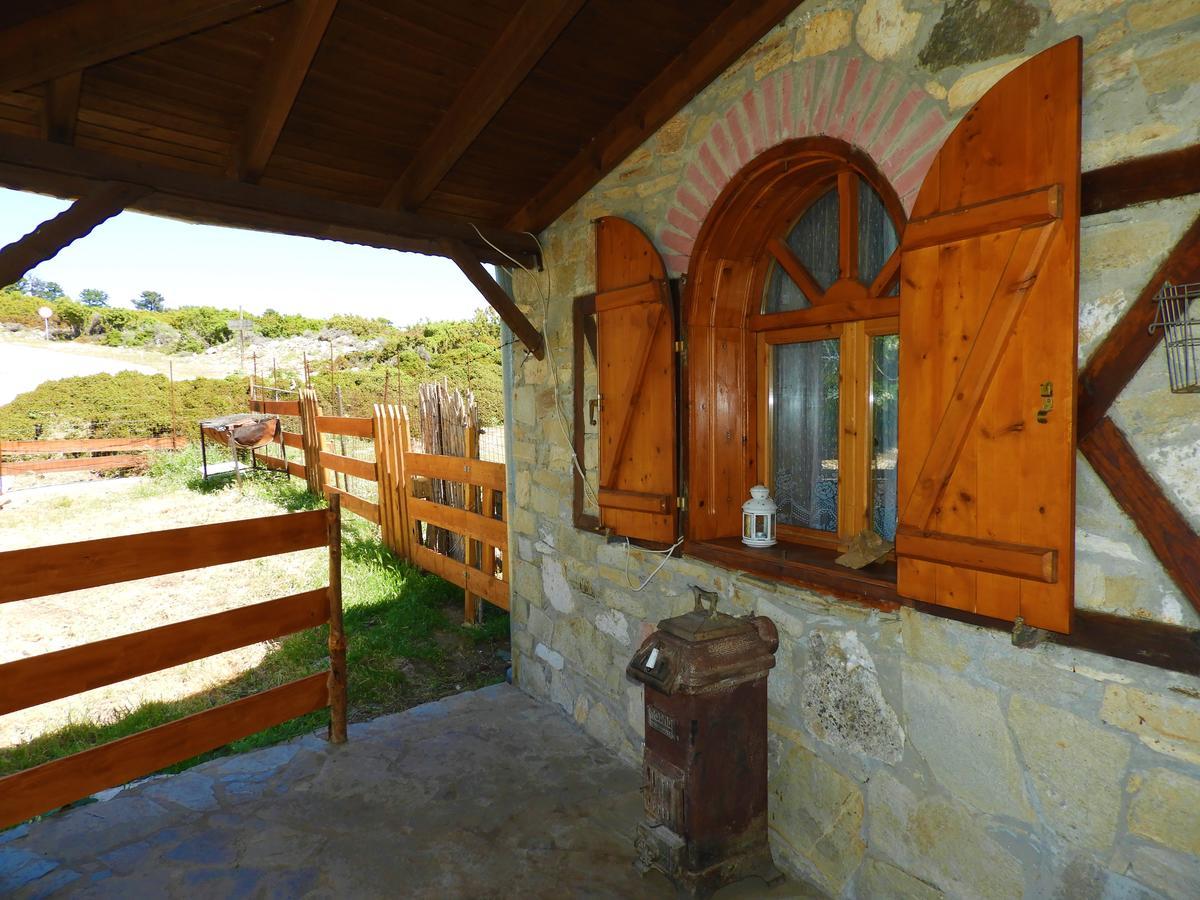 Mountain House Kastro Villa Kastron  Exterior photo